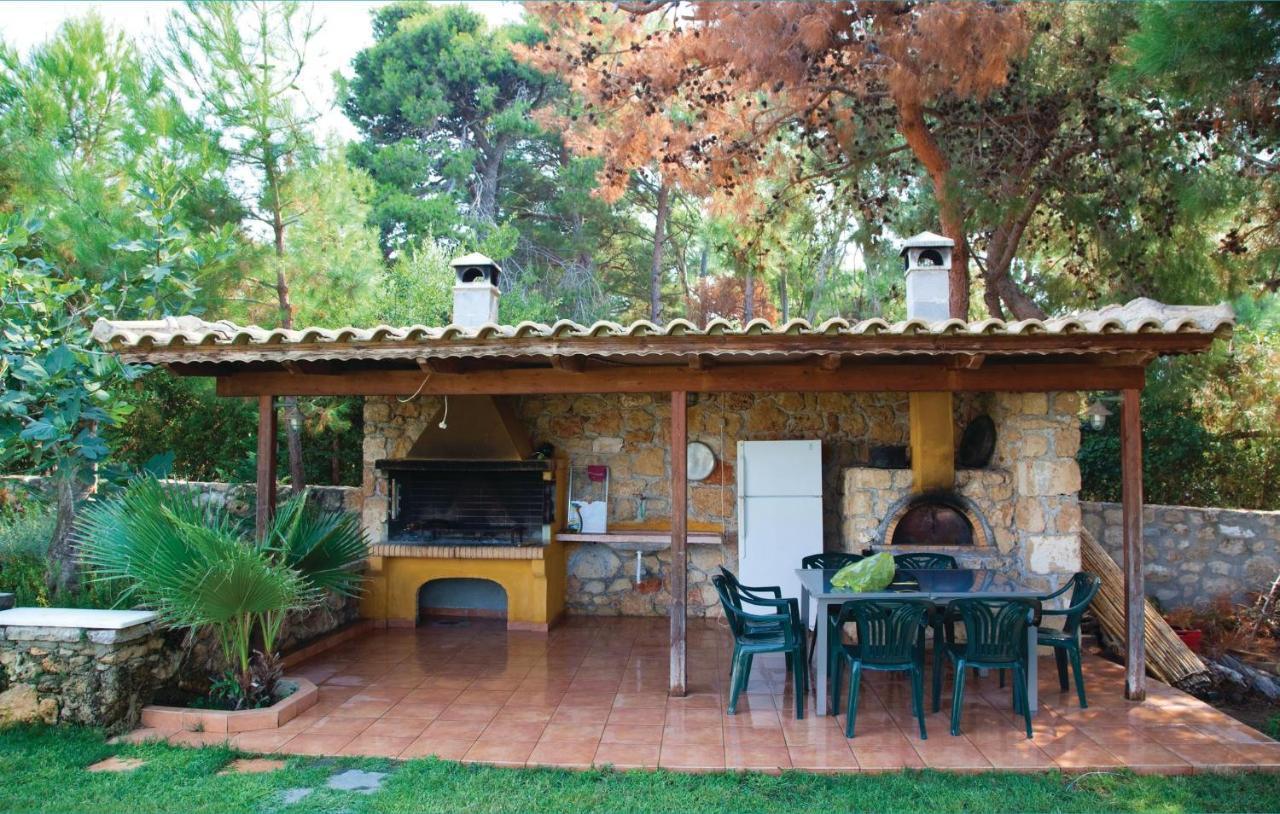 Caprice Villa Miloi  Exterior photo