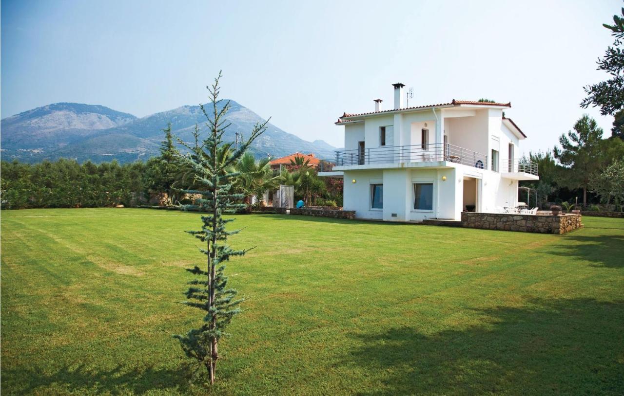 Caprice Villa Miloi  Exterior photo